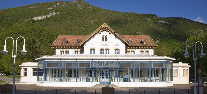 Ibis Budget Chambery Sud Challes Les Eaux Екстериор снимка