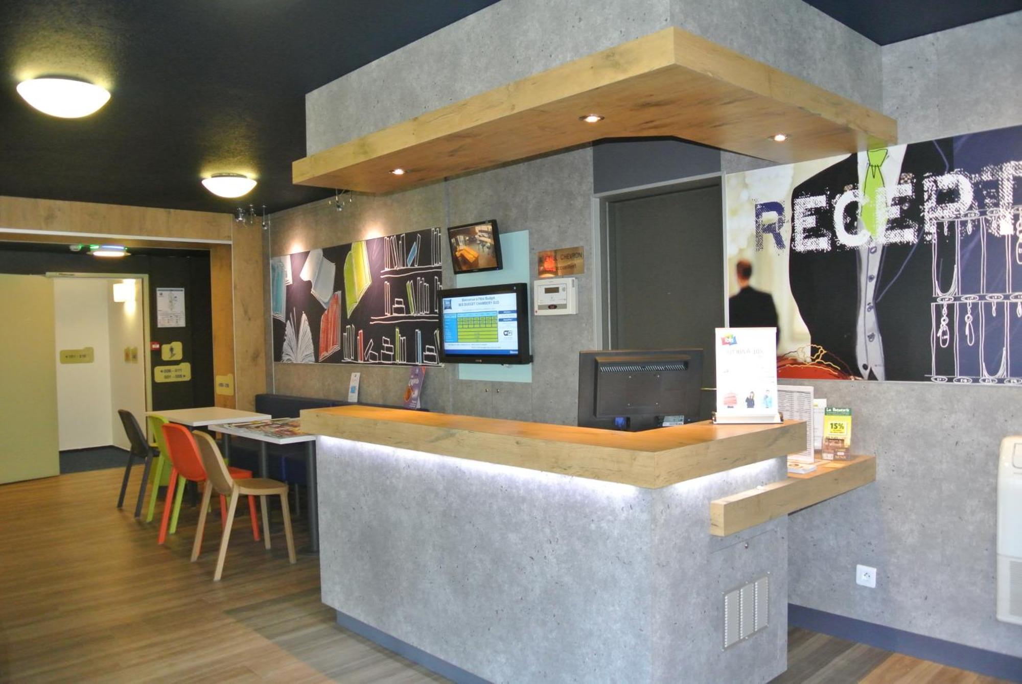 Ibis Budget Chambery Sud Challes Les Eaux Екстериор снимка